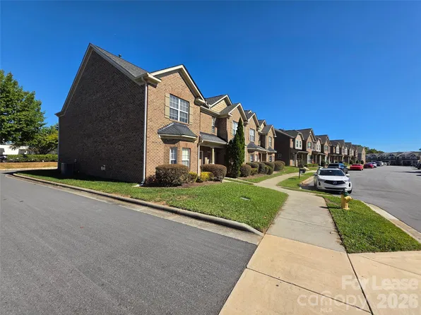 5682 Stafford Rd, Charlotte, NC 28215