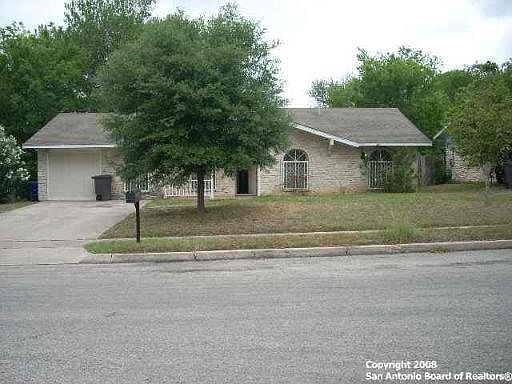 1st image of 4219 BLOOMDALE DR