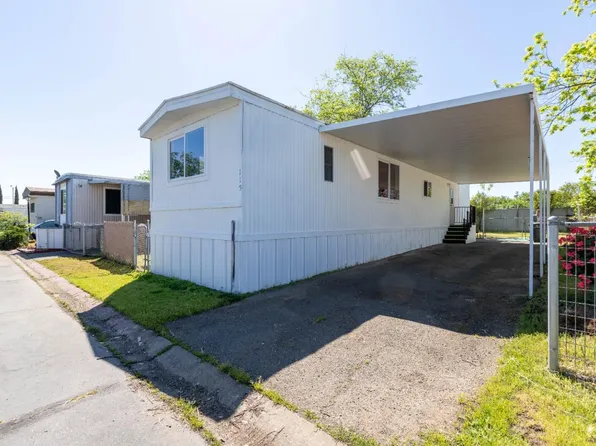 115 Village Cir, Sacramento, CA 95838