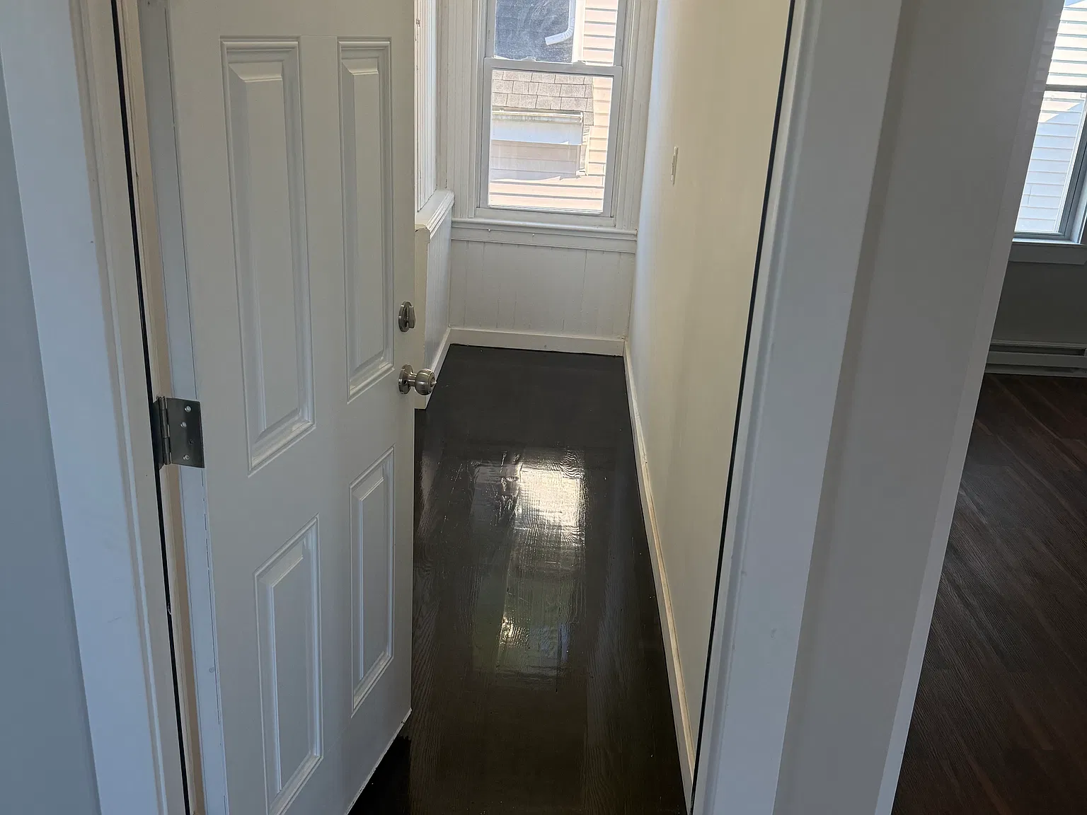 3 bed, $2,500 — Photo 1
