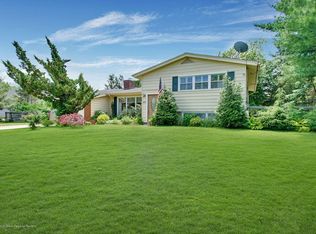 470 N Lake Shore Dr, Brick, NJ 08723