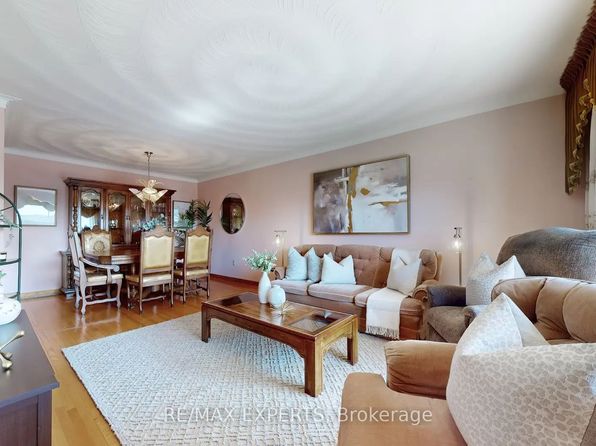 146 Sawmill Rd #W05, Toronto, ON M3L 2K4