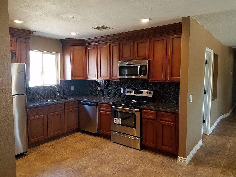 kitchen granite counters