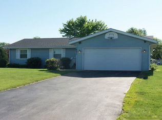 14071 De La Tour Dr, South Beloit, IL 61080
