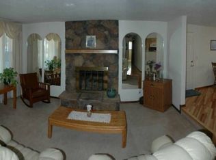 1682 SW 4th St, Gresham, OR 97080