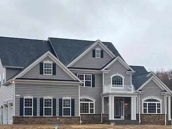 2341 Shields Dr, Dunkirk, MD 20754