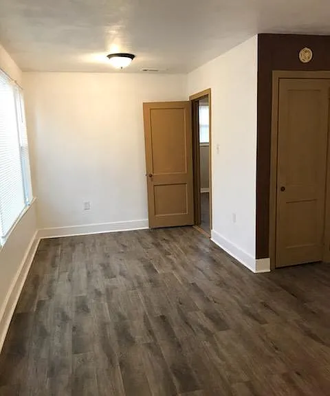 6243 Beechwood Dr — Photo 3