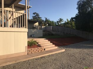 270 Knoll Rd, Vista, CA 92083