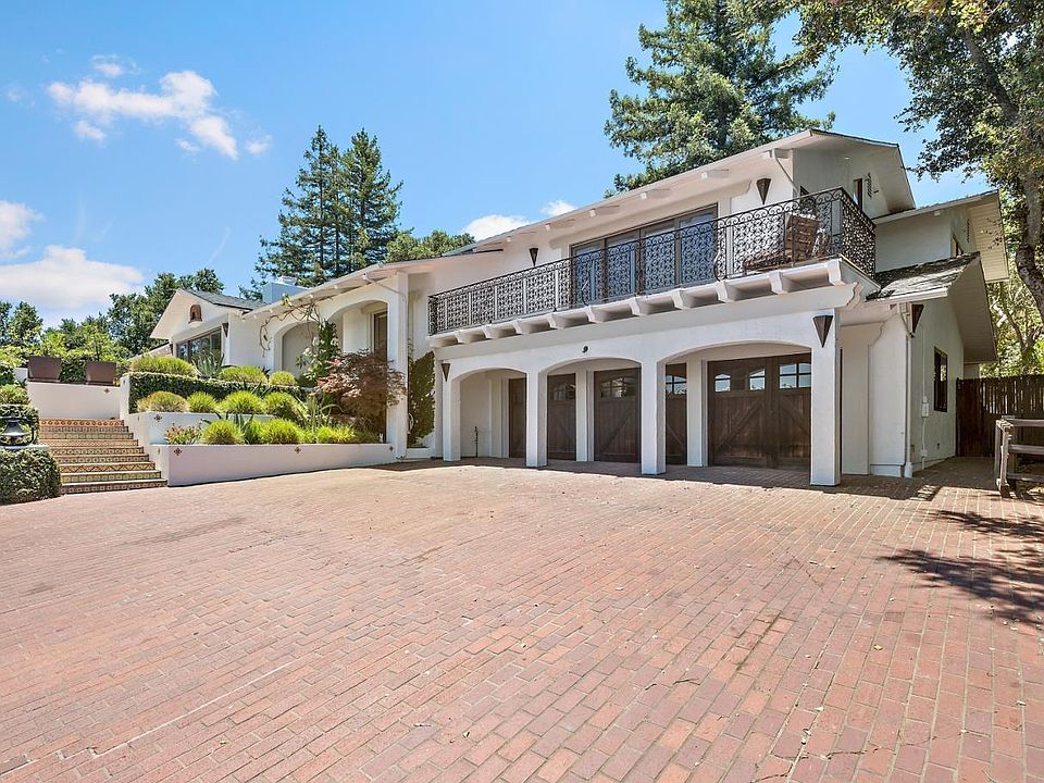 1st image of 155 Bear Gulch Dr