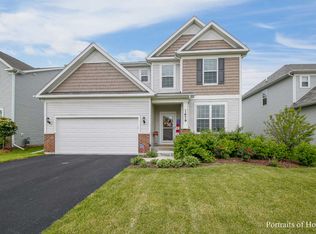 1679 Silverleaf Ct, Naperville, IL 60563