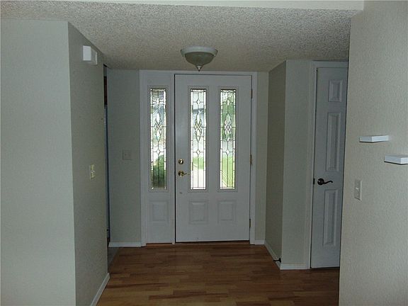 3rd image of 66 Fairway Dr