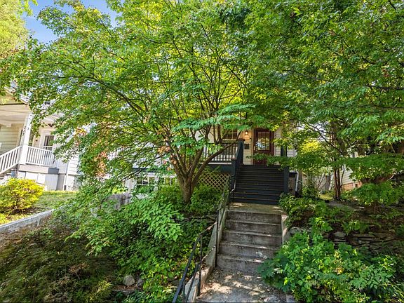 2nd image of 311 Boyd Ave