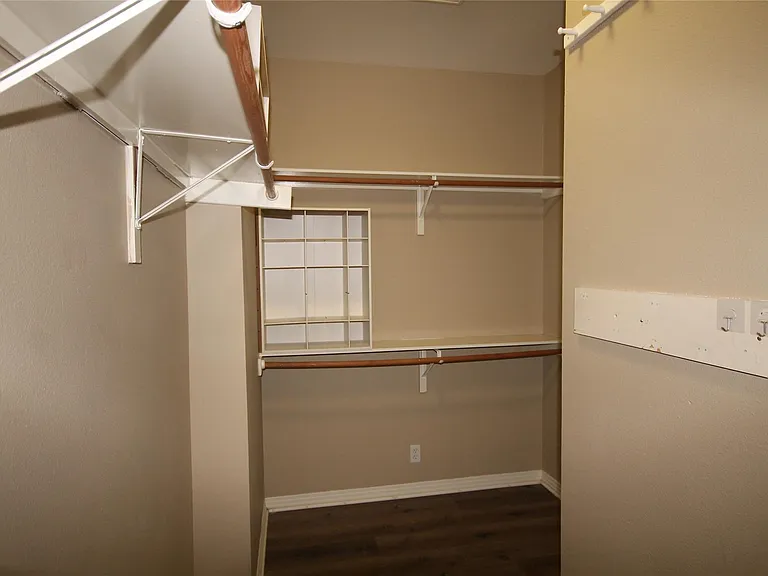 11558 Spicewood Pkwy #13 — Photo 16
