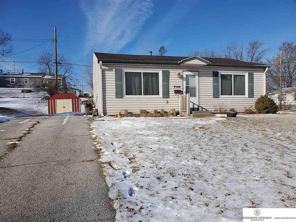 1st image of 7102 La Vista Dr