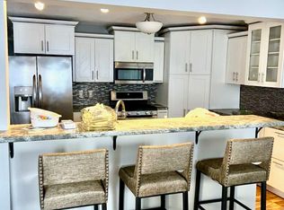 1112 11th St S, Moorhead, MN 56560