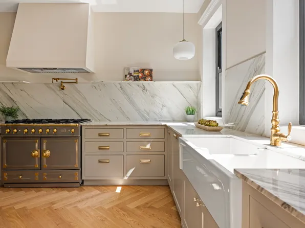 198 Putnam Avenue image 6 of 23