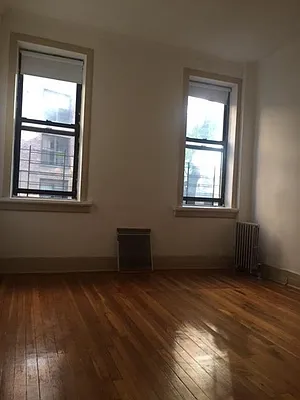 Rented by Camelot Realty Group | media 20