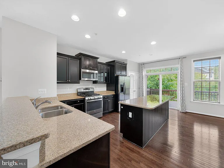 1169 Carinoso Cir — Photo 11