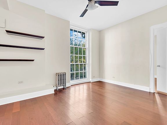 3rd image of 516 E 78th St APT 3J