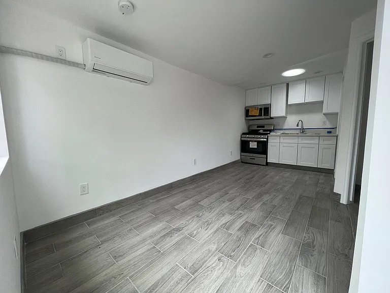 3816 Florence Ave #D — Photo 1