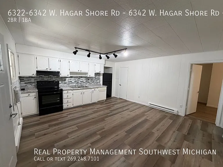 6322-6342 W Hagar Shore Rd #3 — Photo 2