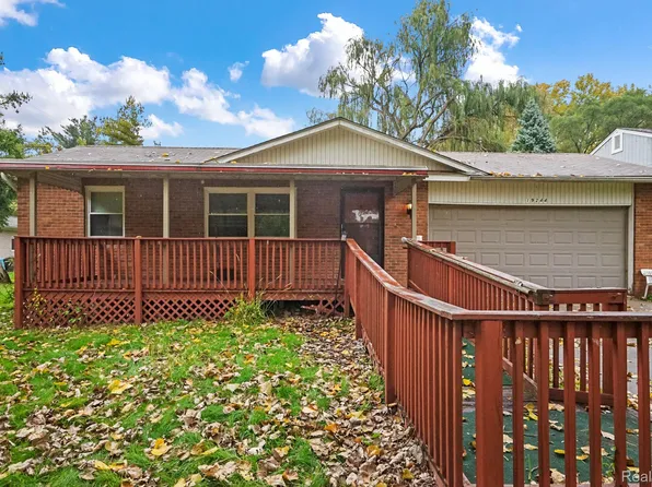 19244 W Nine Mile Rd, Southfield, MI 48075