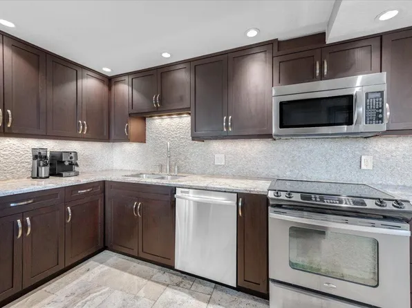 200 Ocean Trail Way #108, Jupiter, FL 33477