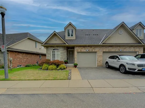 350 Doon Valley Dr #11D, Kitchener, ON N2P 2M9