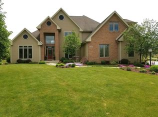 5002 Alexander Dr, Racine, WI 53402