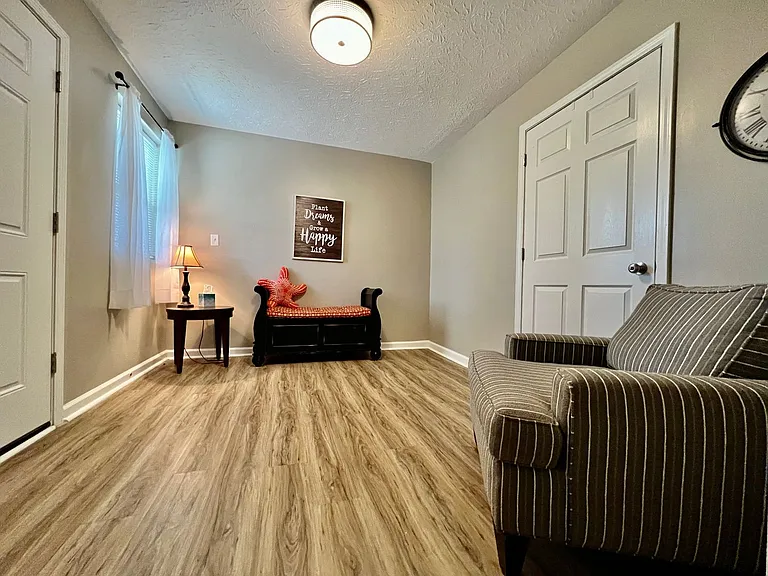 6195 Kalbfleisch Rd — Photo 24