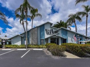 9150 SW 20th St APT B, Boca Raton, FL 33428