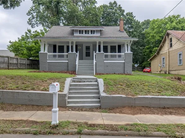 516 N Bridge St, Eden, NC 27288