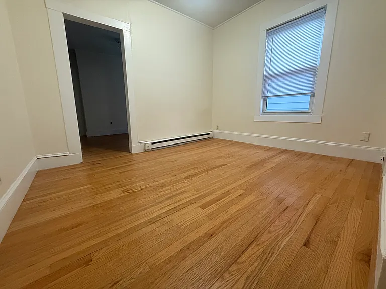 4 Watson St #2R — Photo 4
