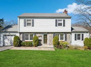 177 Oakland Ave, Eastchester, NY 10709