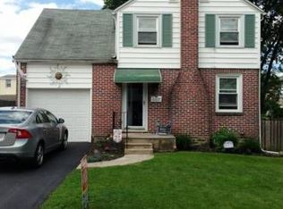 627 Rutledge Ave, Folsom, PA 19033