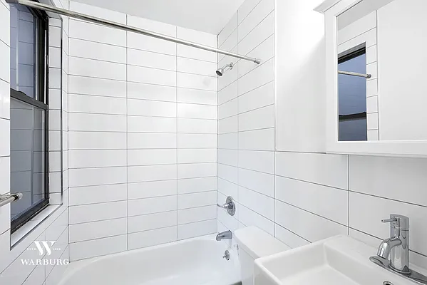 Rented by Warburg | media 23