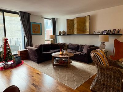 70 W Huron St APT 1304, Chicago, IL, 60654