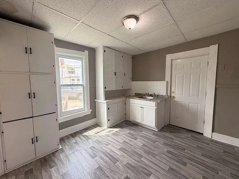 816 Orchard St — Photo 4
