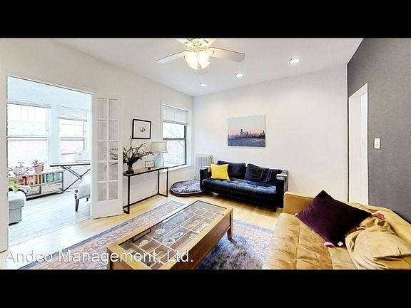 3rd image of 2836 N Mildred Ave #2