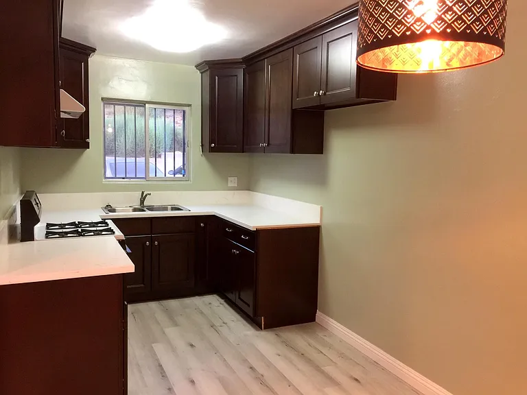 1681 College View Dr #5 — Photo 4
