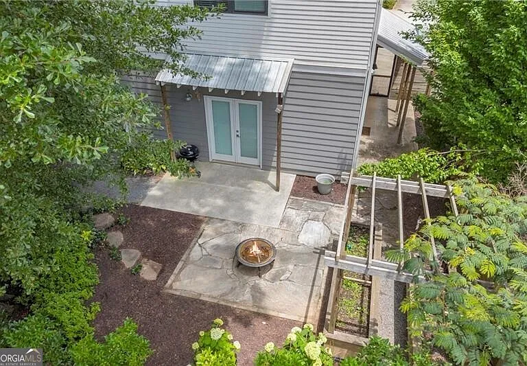 183 Cleveland St SE #B — Photo 2