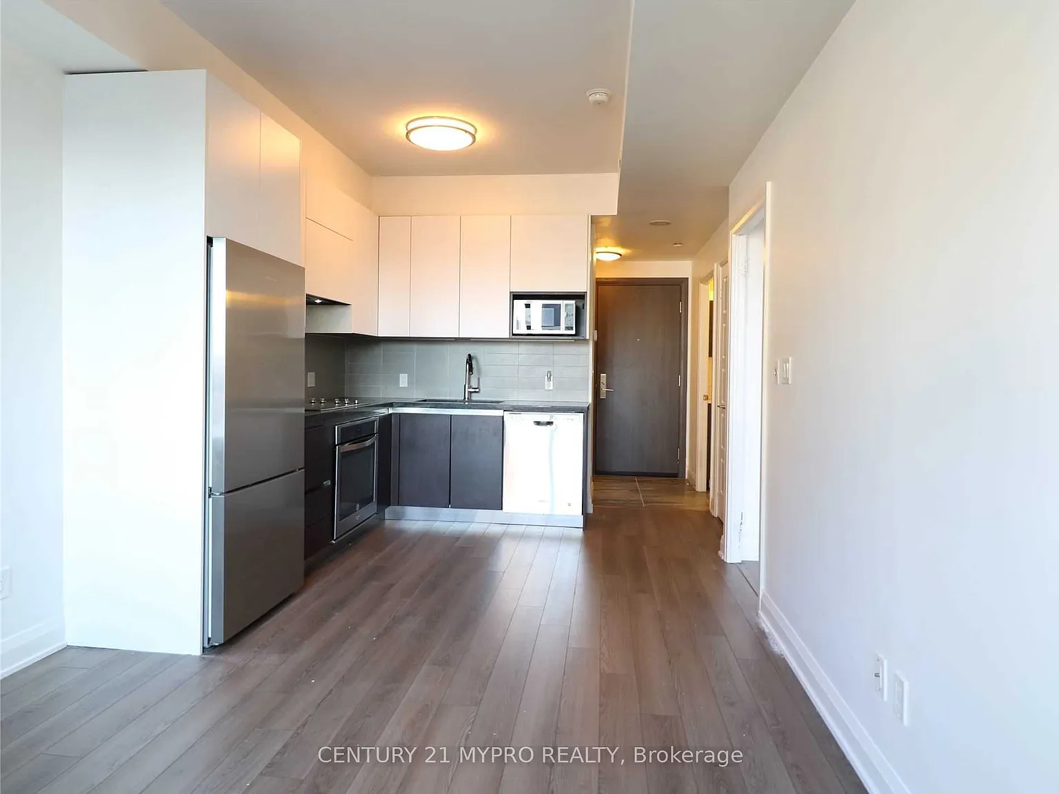 1 bed, $2,300 — Photo 4