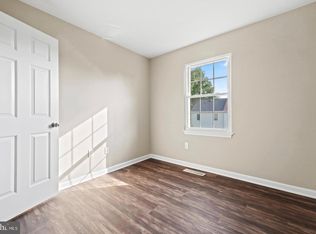 905 Smartts Ln NE, Leesburg, VA 20176