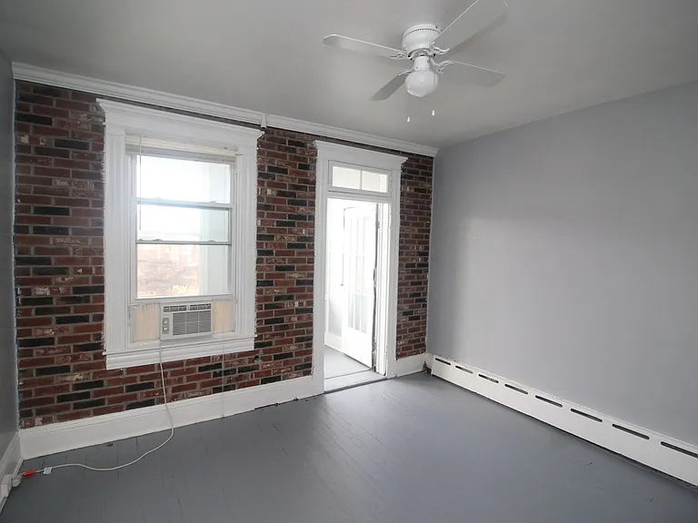 3010 Guilford Ave — Photo 28