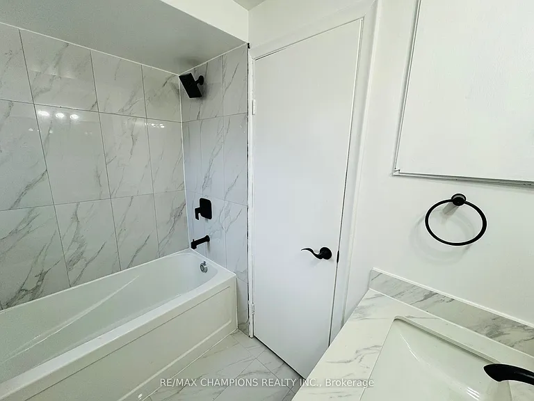 196 Caledonia Rd #2 — Photo 19