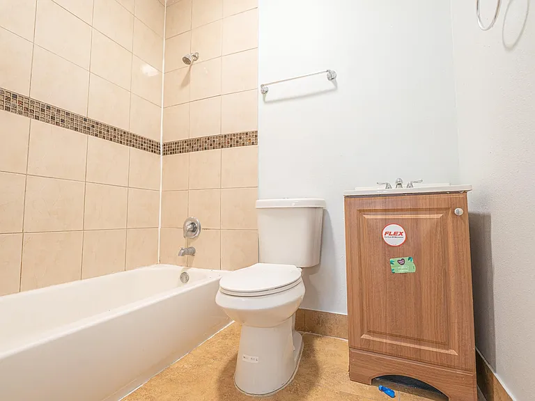 7124 Avenue F #7 — Photo 11