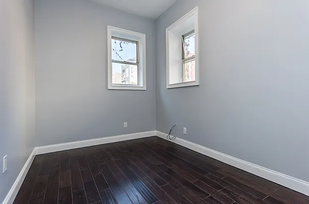 Rented by Nooklyn NYC LLC | media 52