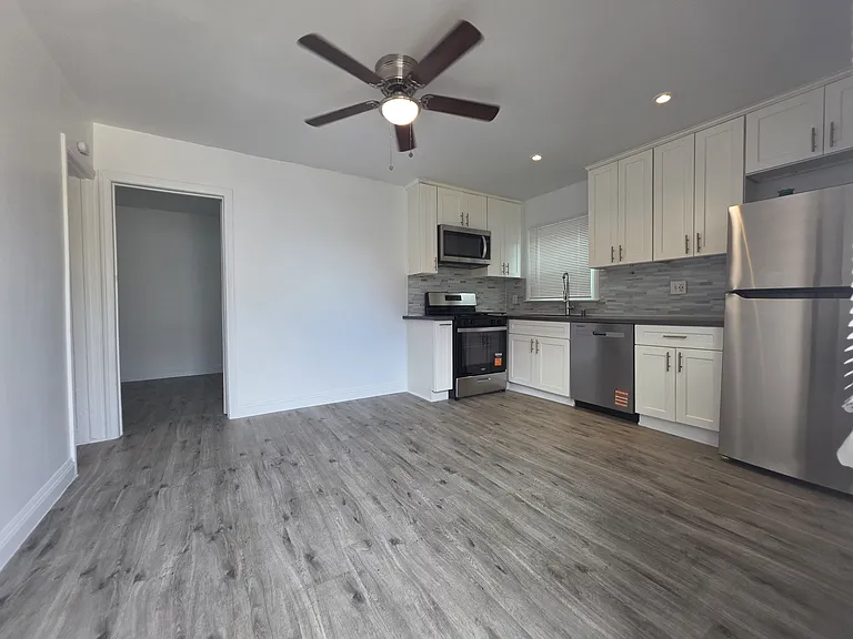 1765 E 42nd St #1 — Photo 12