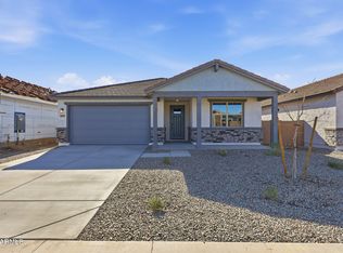 689 W Riparian Dr, San Tan Valley, AZ 85140