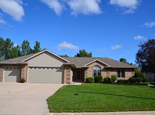 2173 Palmer Dr, Green Bay, WI 54311